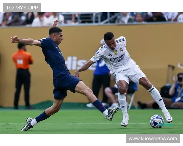 马克莱莱疑问皇马放走阿什拉夫回应称决定权在俱乐部并非自己为中心